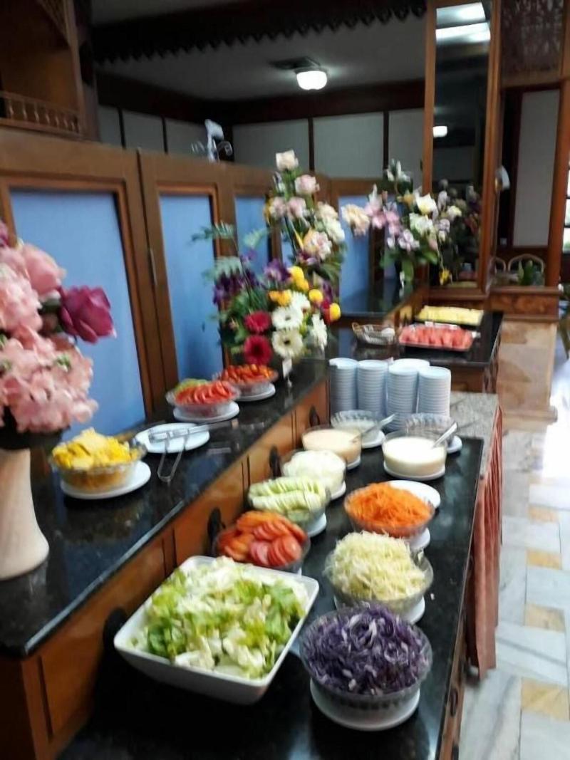 Royal Twins Palace - Restoran