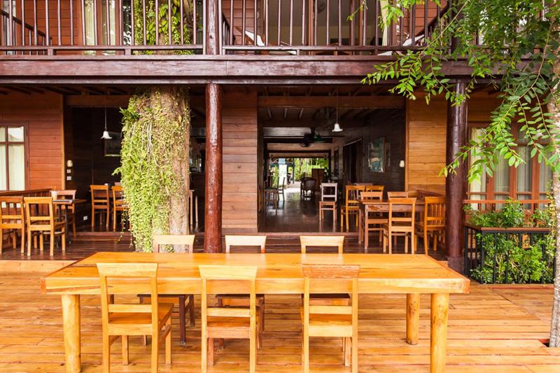 Riverhouse Hotel - Restoran