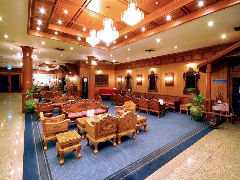 Maeyom Palace Hotel Phrae - Lobi