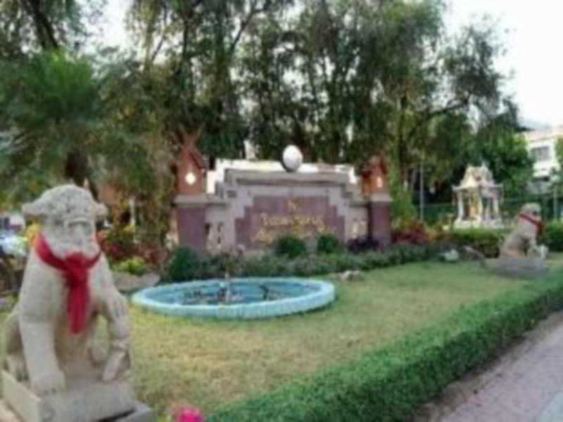 Maeyom Palace Hotel Phrae otel fotoğrafı