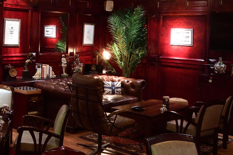Majestic City Retreat Hotel - Bar