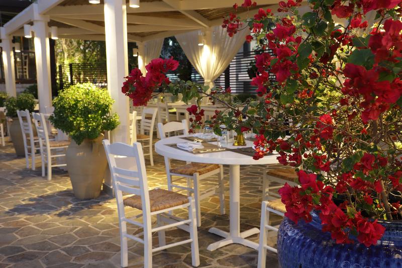 Majestic City Retreat Hotel - Restoran