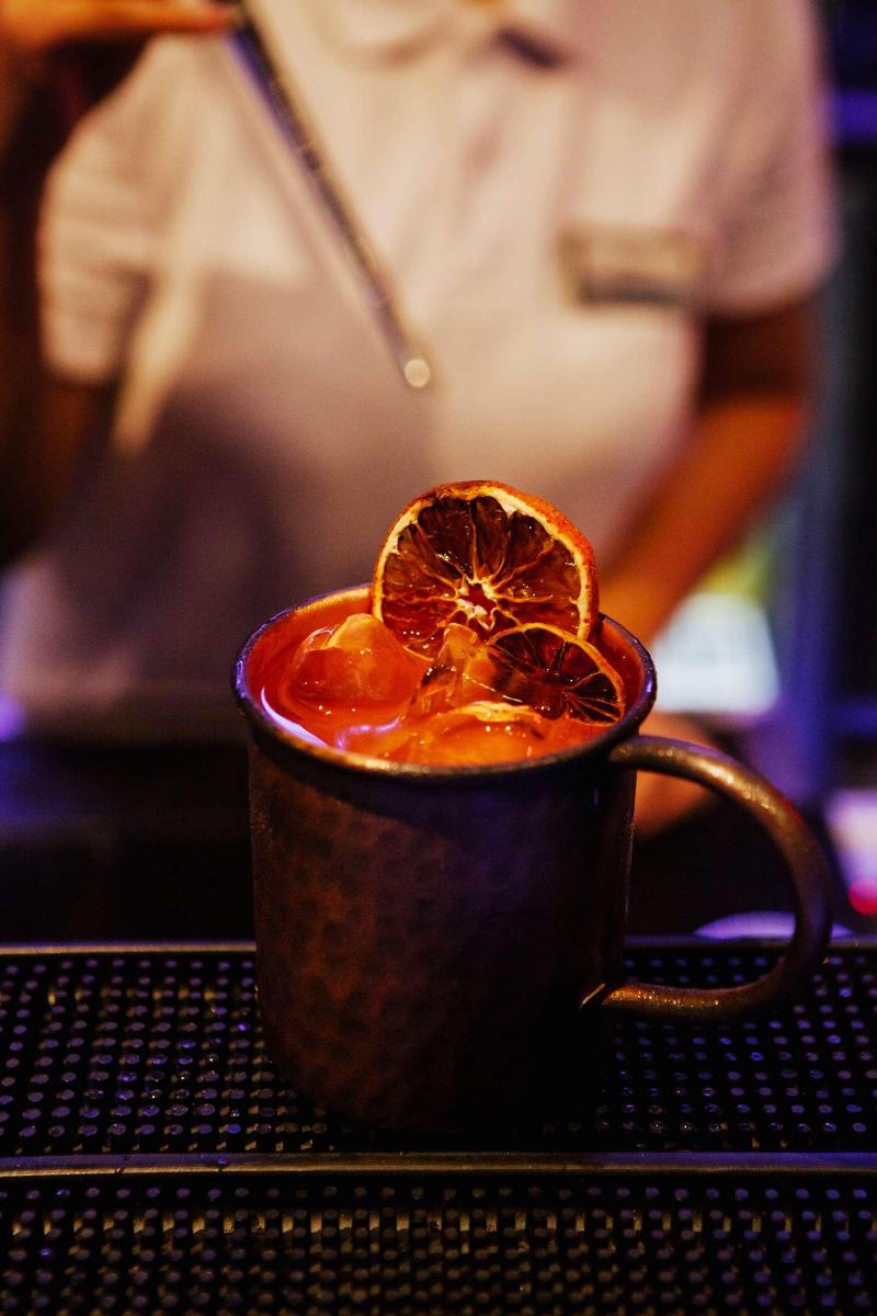 Radisson Blu Hotel, Dubai Media City - Bar