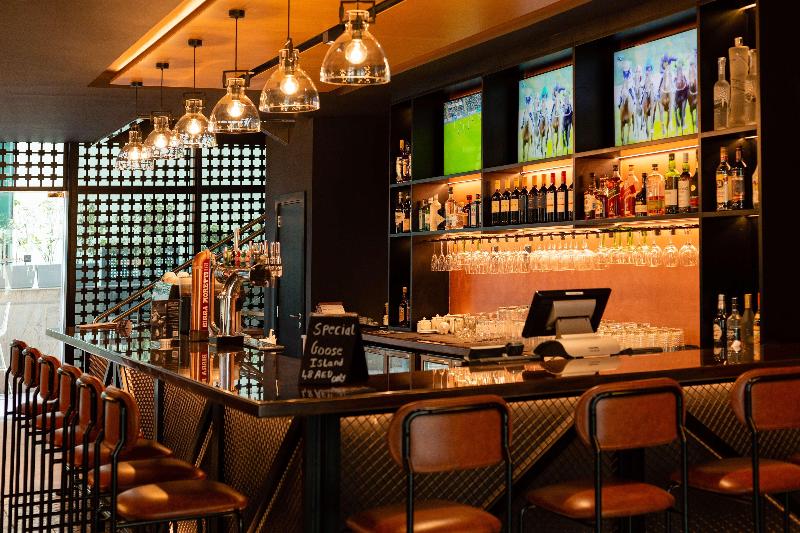 Radisson Blu Hotel, Dubai Media City - Bar