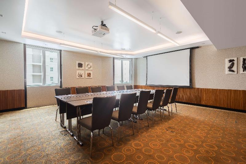 Radisson Blu Hotel, Dubai Media City - Toplantı