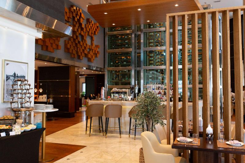 Radisson Blu Hotel, Dubai Media City - Restoran