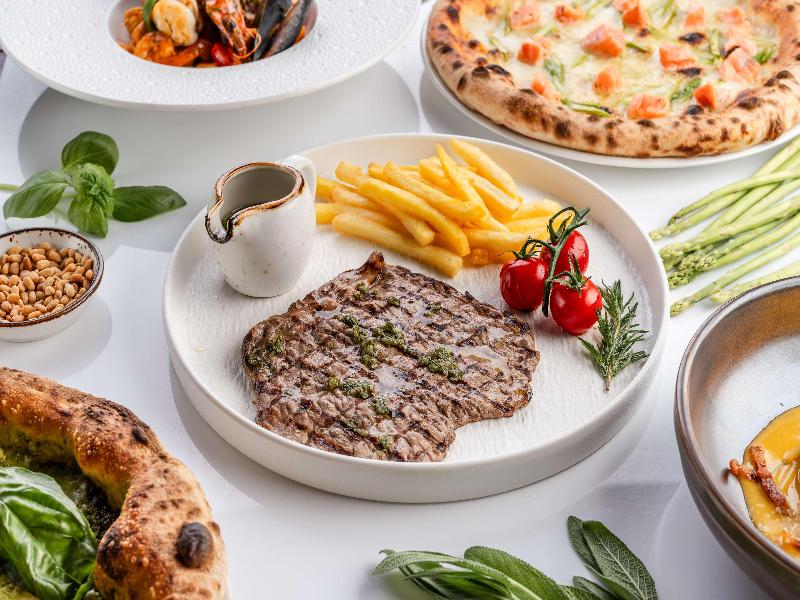 Radisson Blu Hotel, Dubai Media City - Restoran