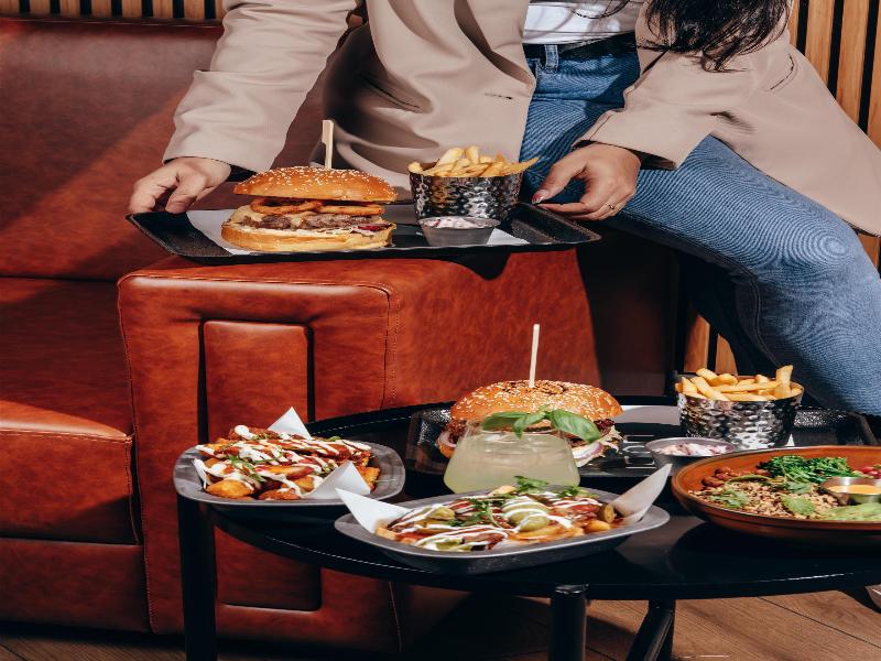 Radisson Blu Hotel, Dubai Media City - Restoran