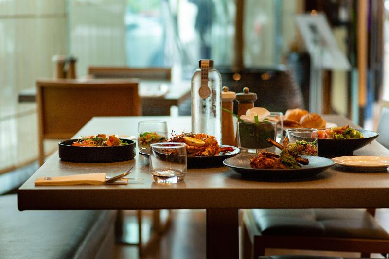 Radisson Blu Hotel, Dubai Media City - Restoran