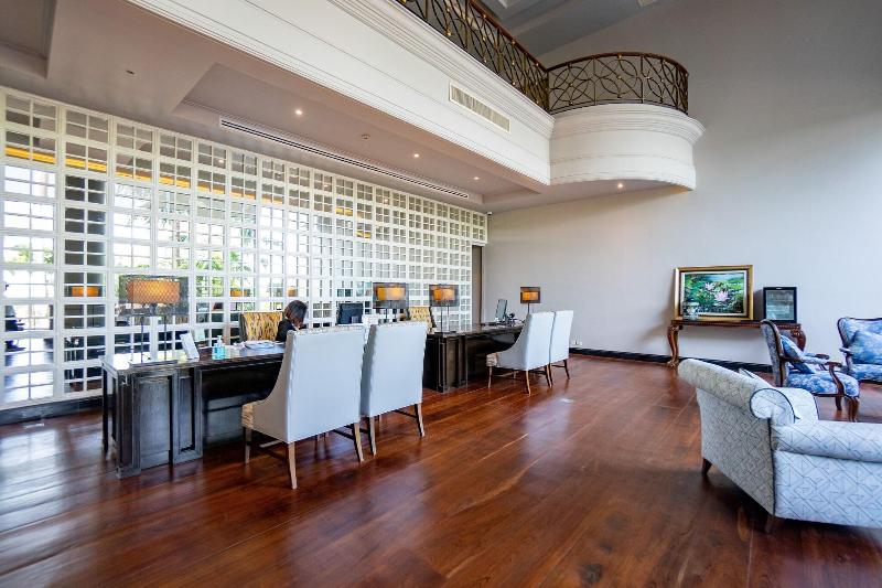 Grand Riverside Hotel Phitsanulok - Lobi