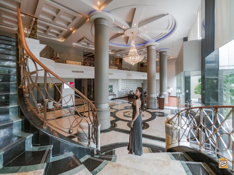 Grand Riverside Hotel Phitsanulok - Lobi