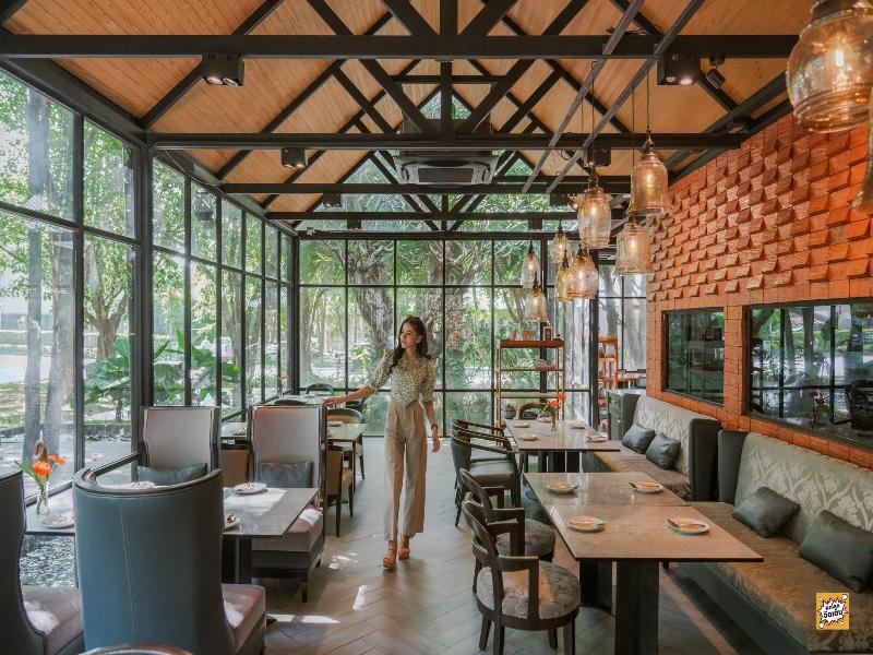 Grand Riverside Hotel Phitsanulok - Restoran
