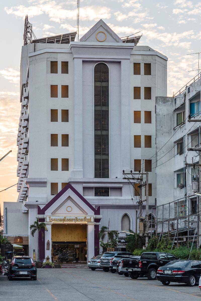 Ayothaya Riverside Hotel - Genel