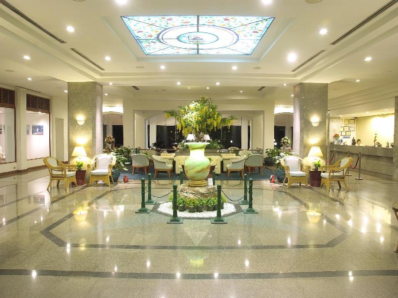 Purimas Beach Hotel Rayong - Lobi