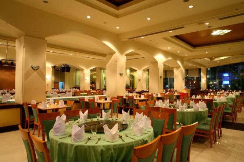 Thumrin Thana - Restoran