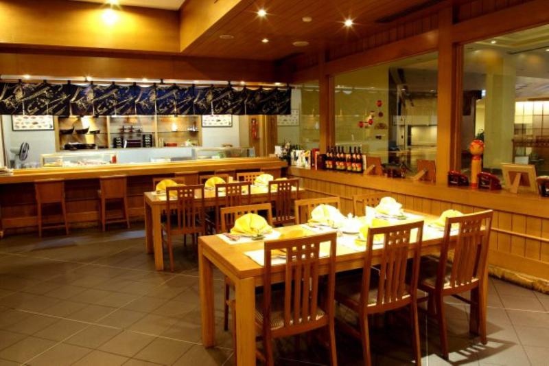 Thumrin Thana - Restoran