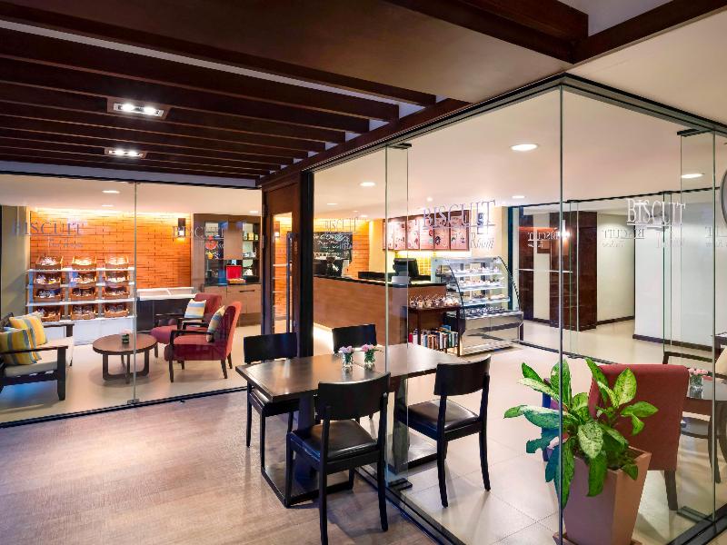 Novotel Rayong Rim Pae Resort - Restoran