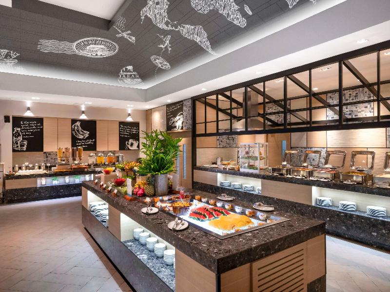Novotel Rayong Rim Pae Resort - Restoran