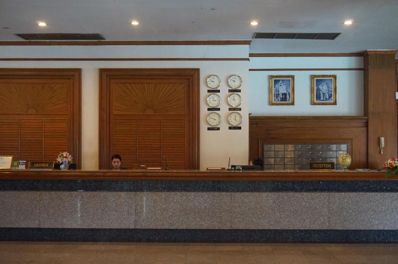 Rimpao Hotel - Lobi