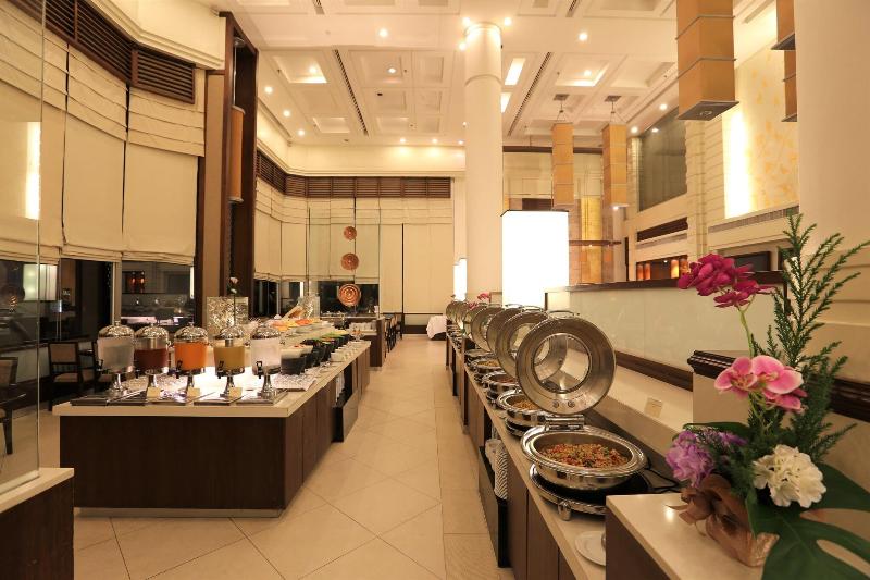 The Imperial Hotel and Convention Centre Korat - Restoran