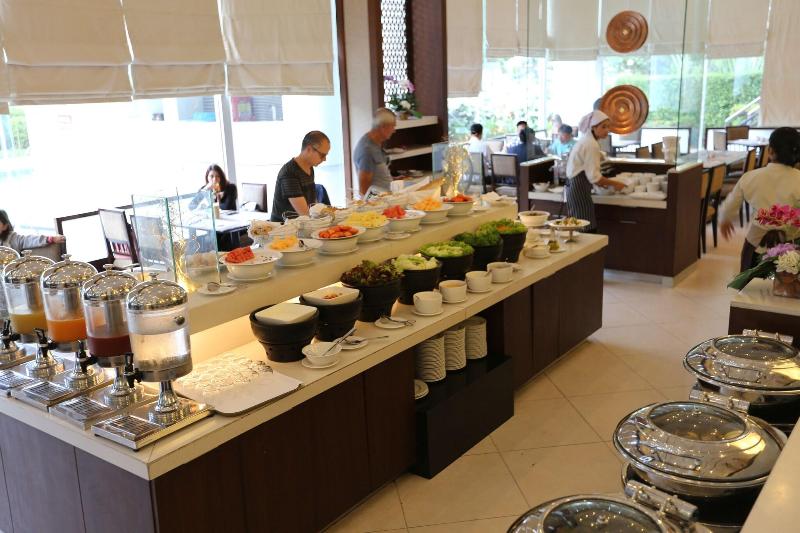 The Imperial Hotel and Convention Centre Korat - Restoran