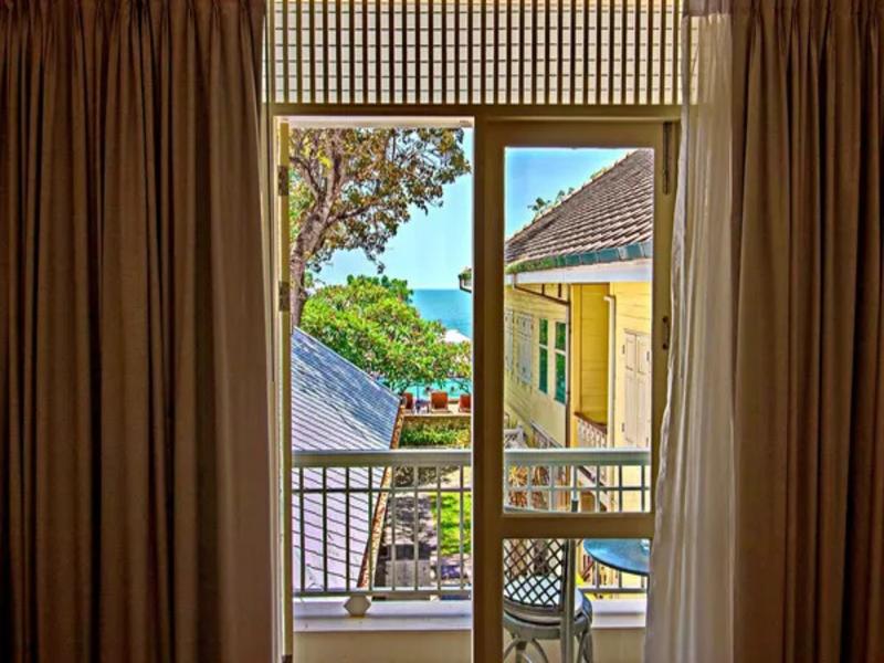 Baan Bayan Beach Hotel - Oda