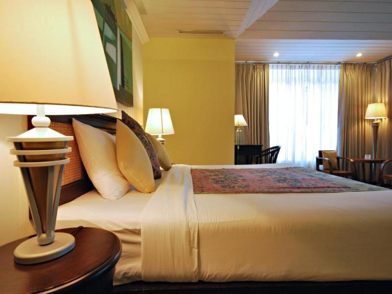 Baan Bayan Beach Hotel - Oda
