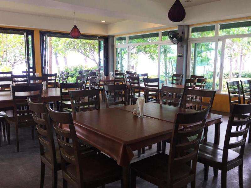 Bacchus Home Resort - Restoran