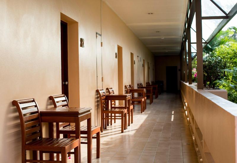 Sailom Hotel - Teras