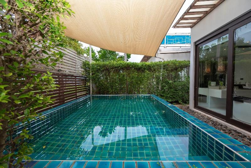 The Rock Hua Hin Beach Resort & Spa - Havuz