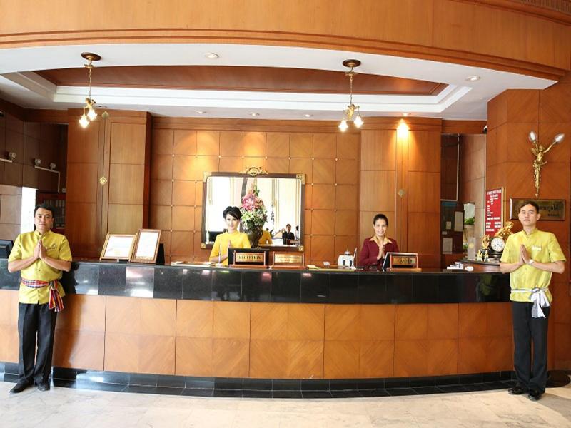 Kosa Hotel & Shopping Mall - Lobi
