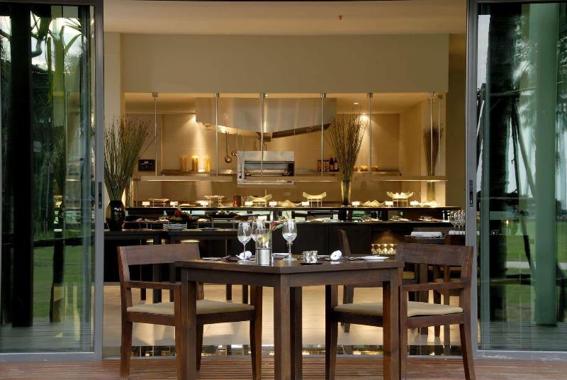 Ramada Khao Lak Resort - Restoran