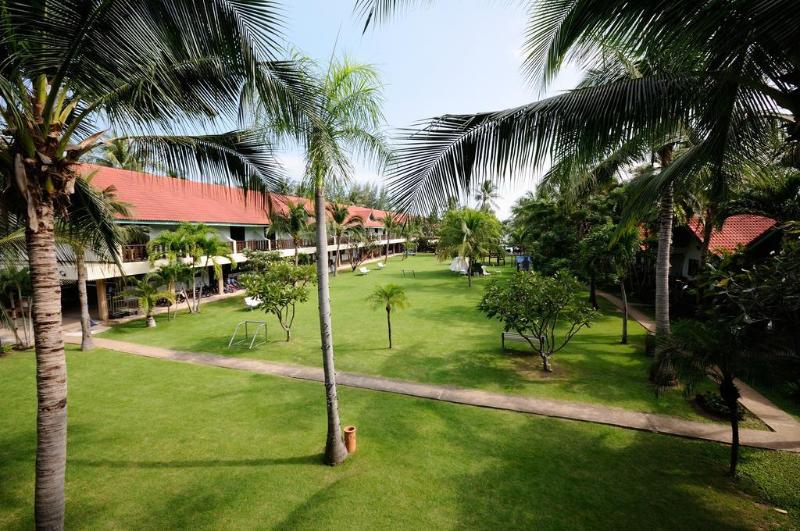 Dolphin Bay Beach Resort - Genel
