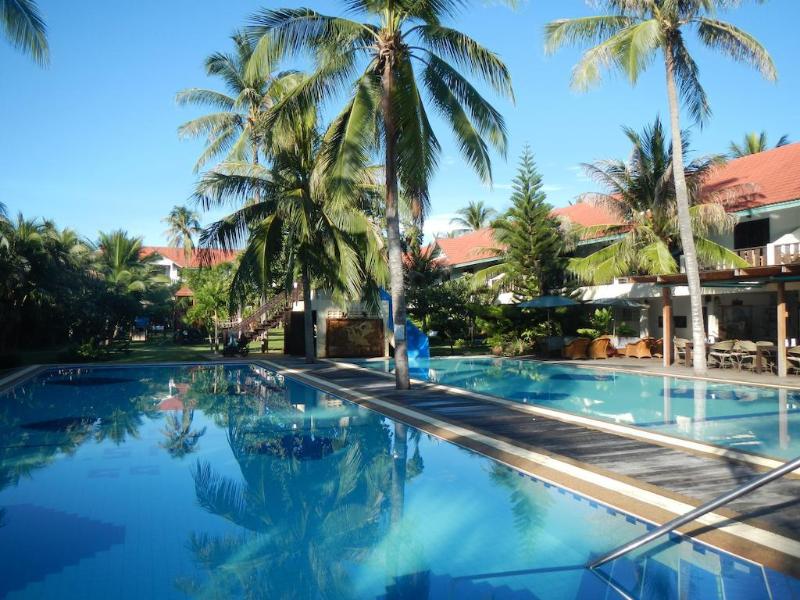 Dolphin Bay Beach Resort - Genel