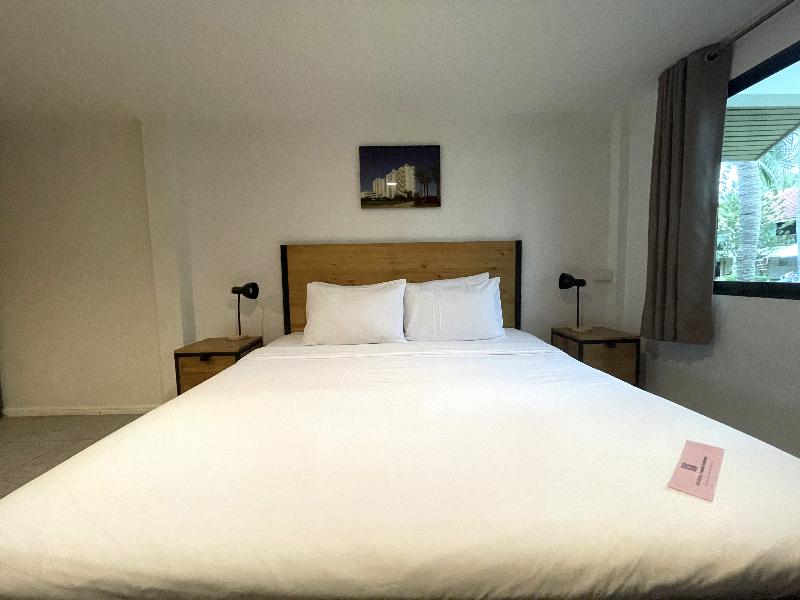 Dolphin Bay Beach Resort - Oda