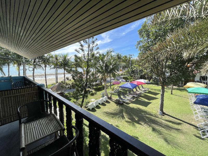 Dolphin Bay Beach Resort - Oda