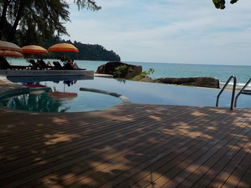Khaolak Wanaburee Resort - Havuz