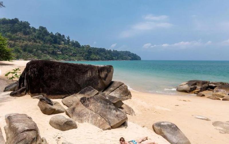Khaolak Wanaburee Resort - Plaj