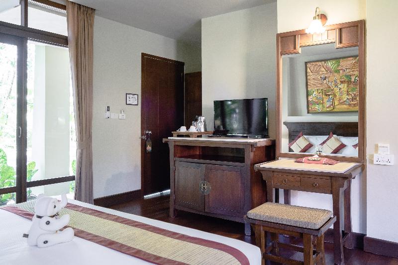 Khaolak Bhandari Resort & Spa - Oda