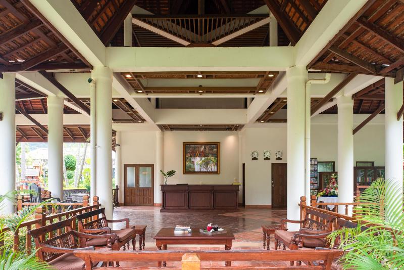 Royal Lanta Resort & Spa - Lobi