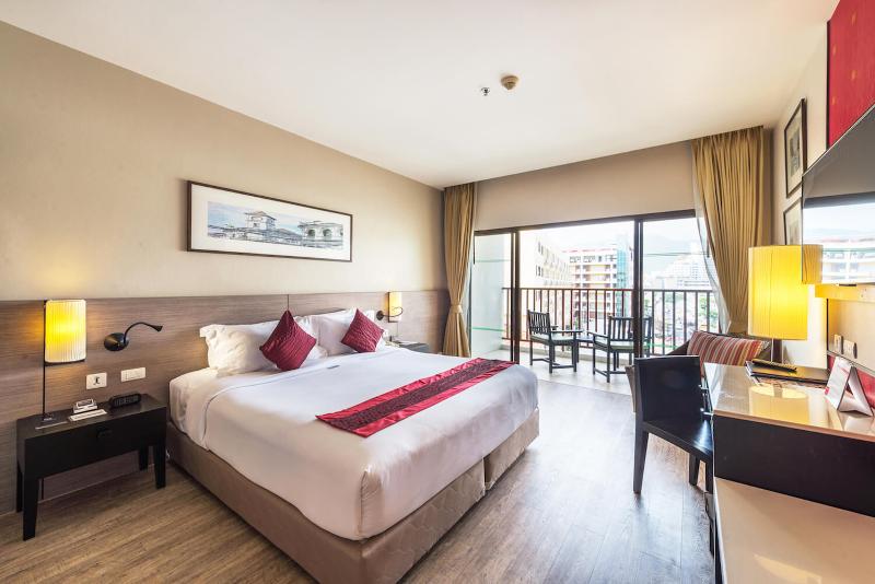 Deevana Plaza Phuket Patong - Oda