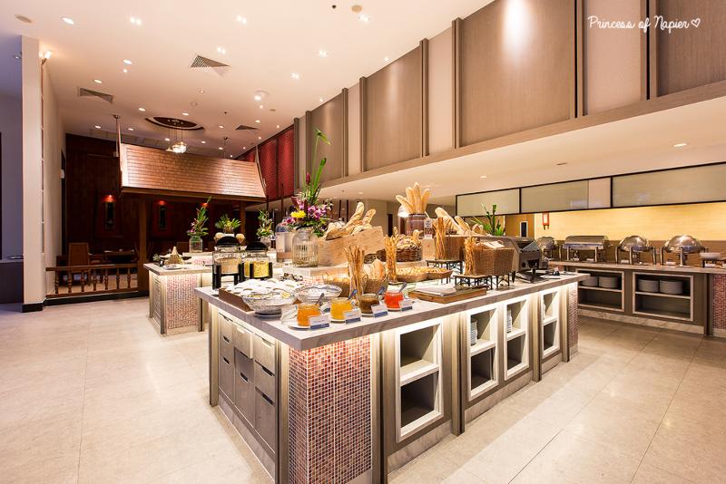 Deevana Plaza Phuket Patong - Restoran