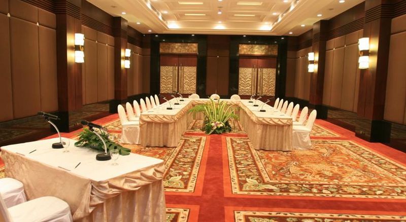 Grand Pacific Sovereign Resort & Spa - Toplantı
