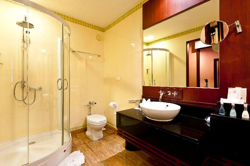 Grand Pacific Sovereign Resort & Spa - Oda