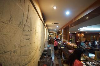 Dhevaraj Hotel fotoÄŸrafÄ±