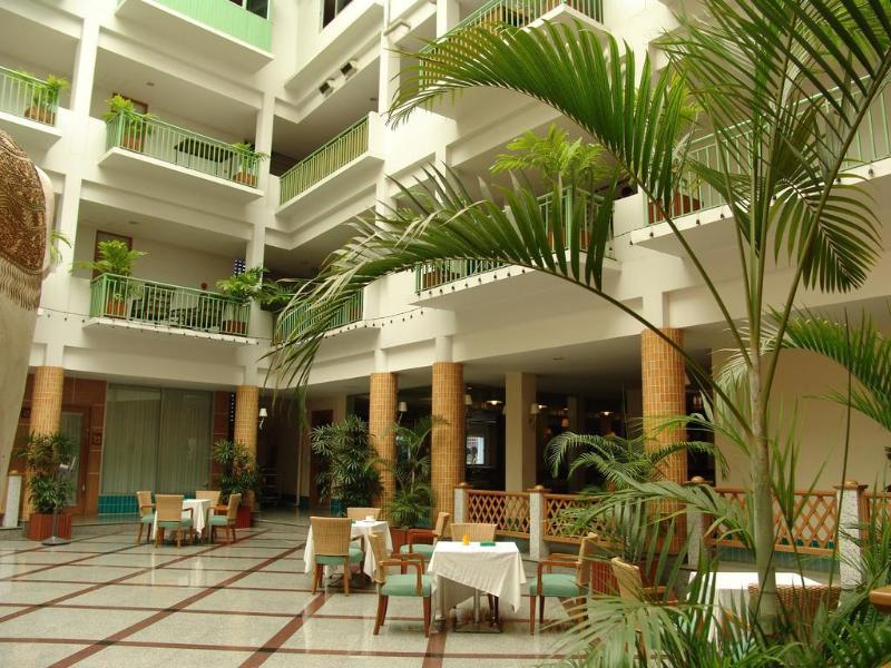 Dhevaraj Hotel - Genel