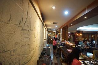 Dhevaraj Hotel fotoÄŸrafÄ±