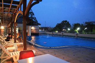 Dhevaraj Hotel fotoÄŸrafÄ±