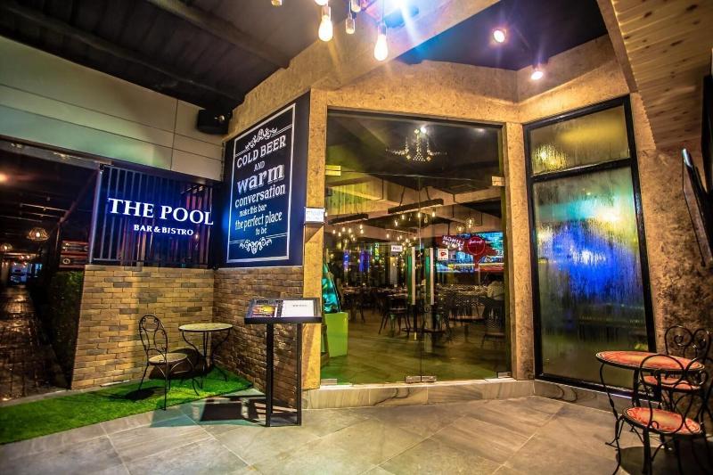 New Travel Lodge - Bar