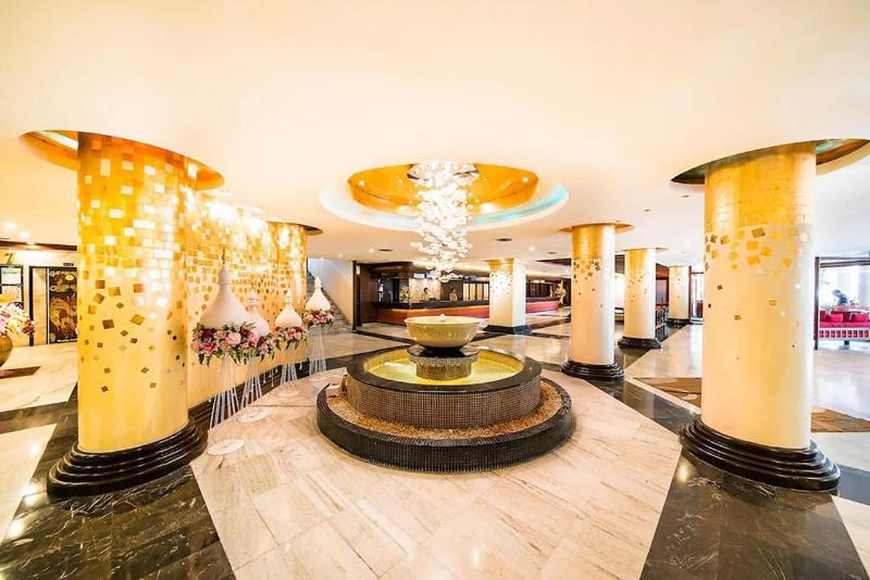 Mountain Beach Resort Pattaya - Lobi